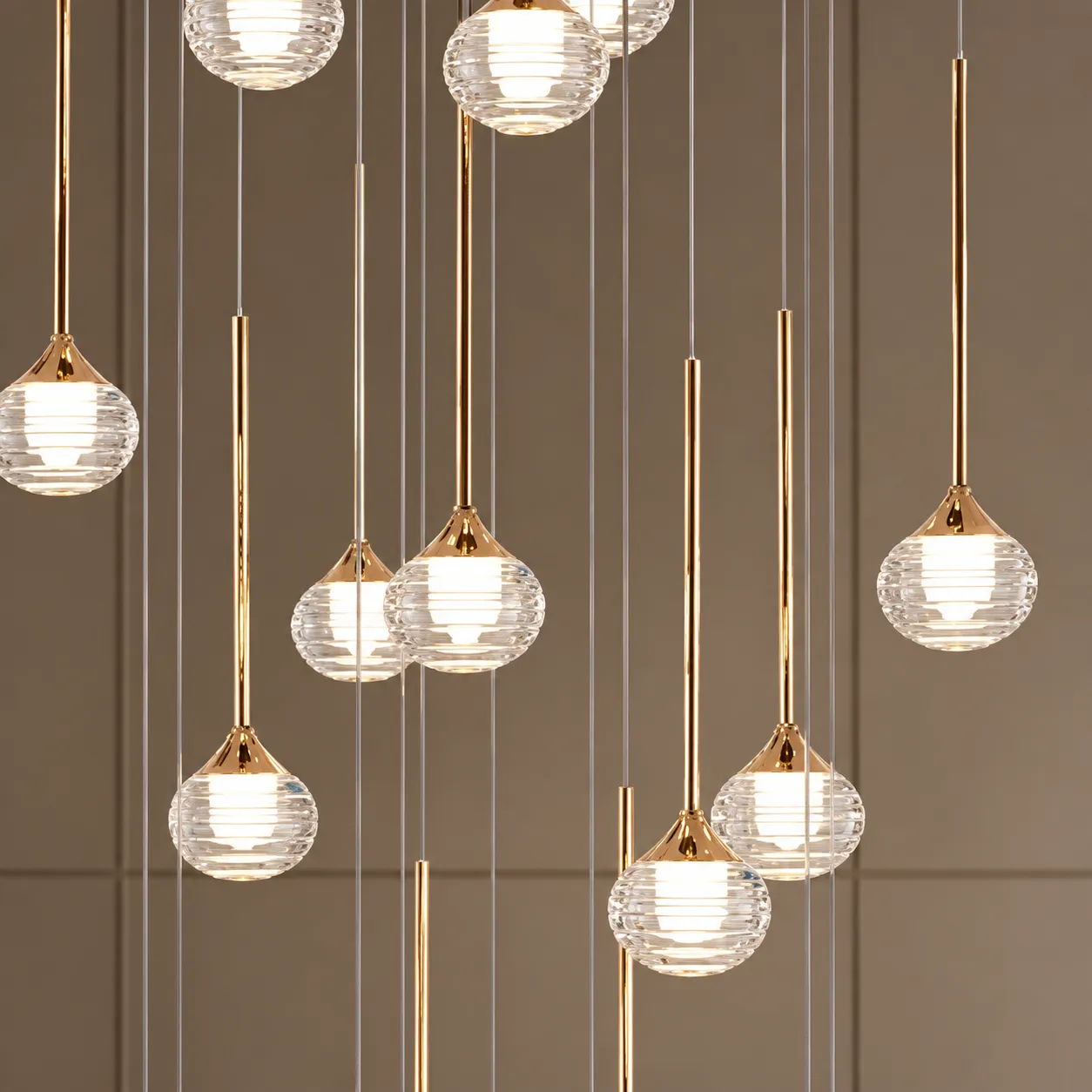 Alessandro Design Gondar lustra LED 100W aurie 60cm