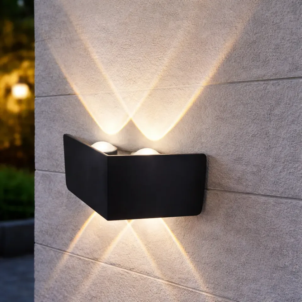 Alessandro Design AX230 aplica LED neagra 4W 3000K 4 surse