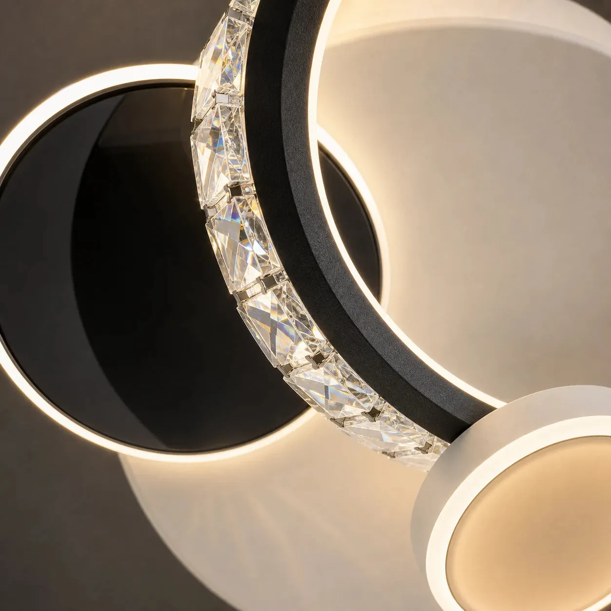 Alessandro Design PRISMIQ lustra LED 45W neagra 3 cercuri