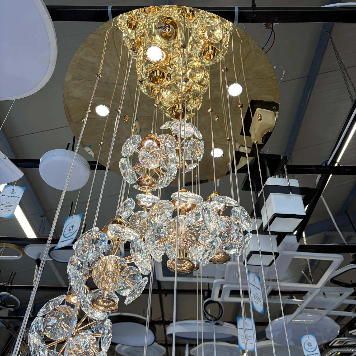 Alessandro Design Kilkenny Culmino candelabru LED 144W auriu 60cm