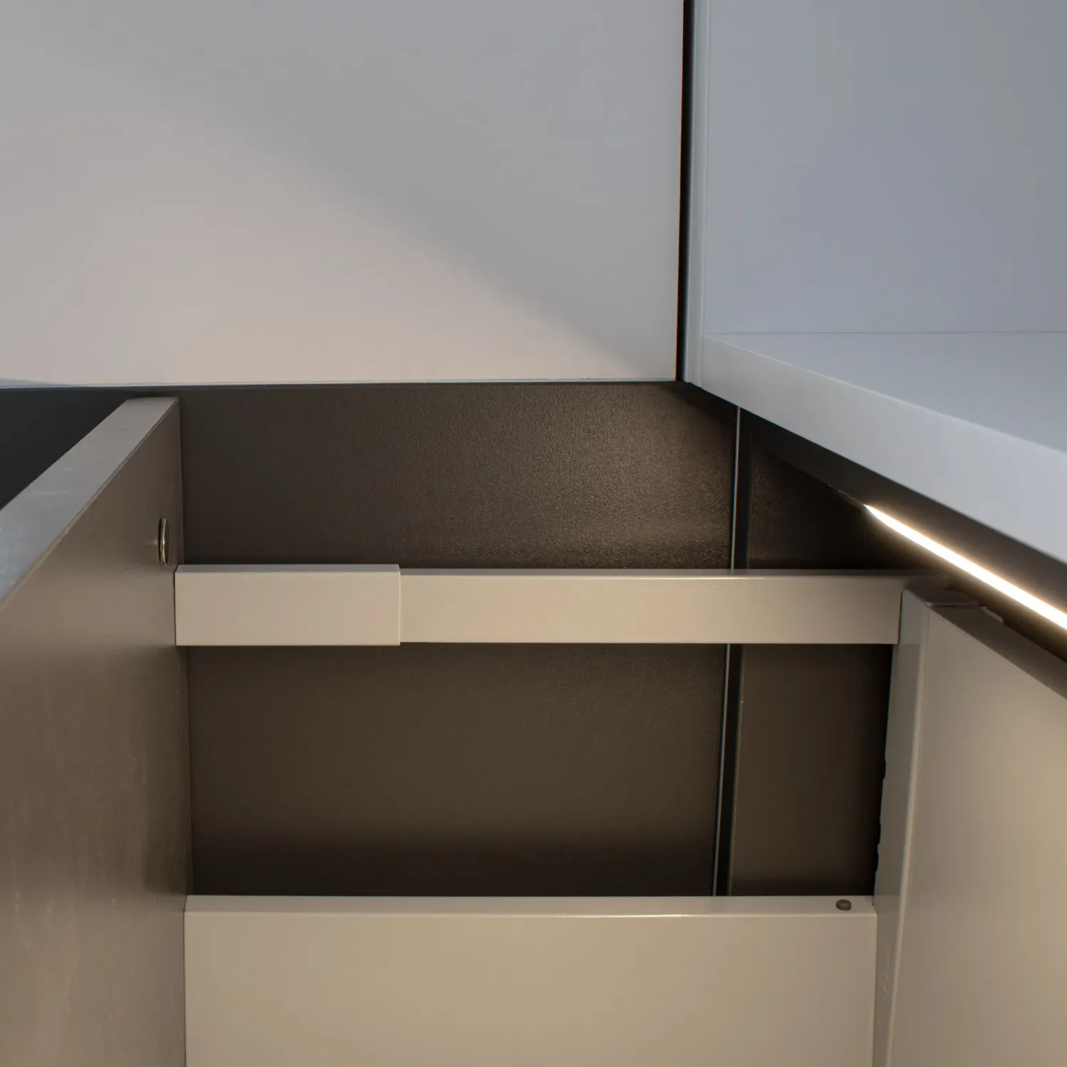 Furnika Magneta corp LED magnetic pentru scena