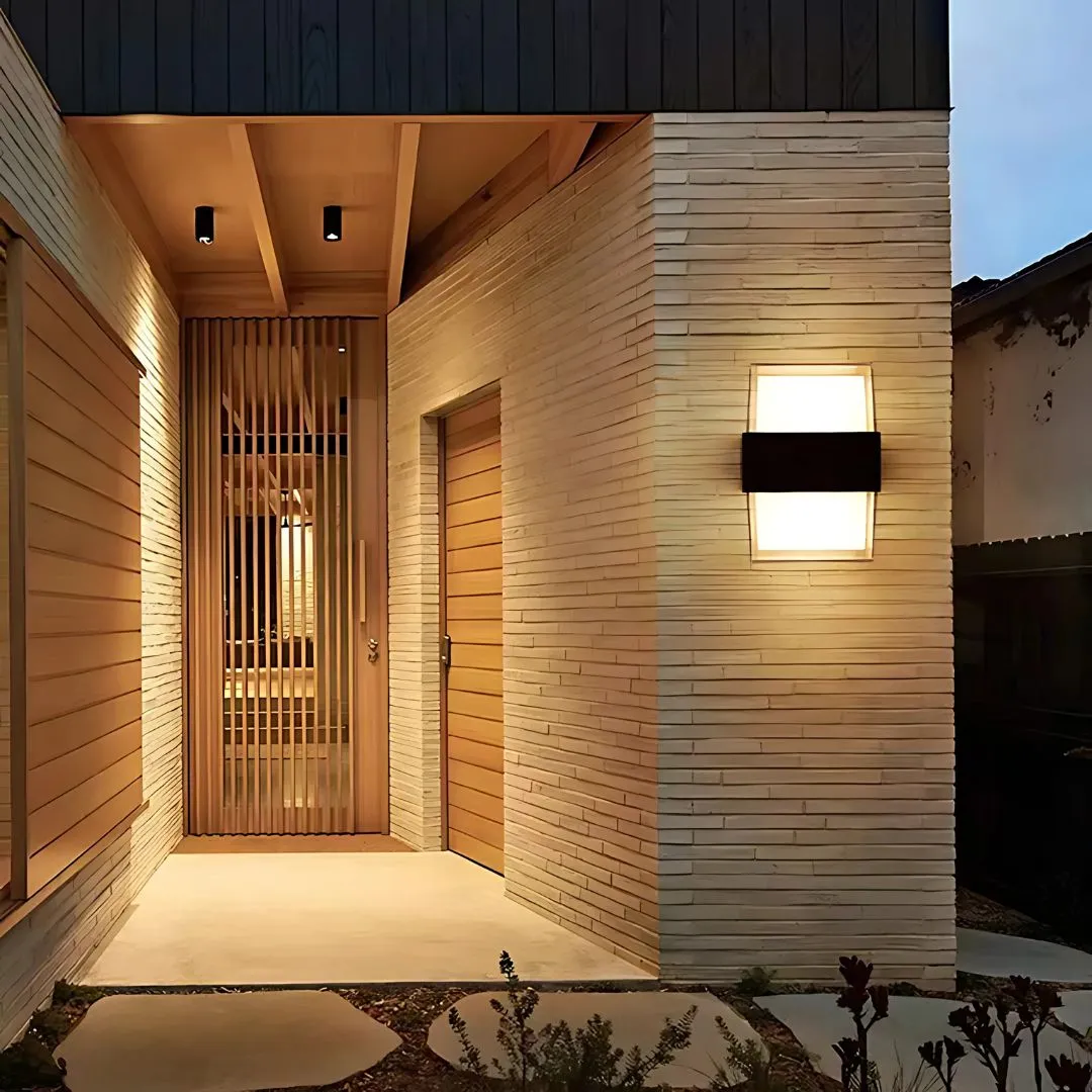Alessandro Design Amira aplica exterior LED 8W negru calda