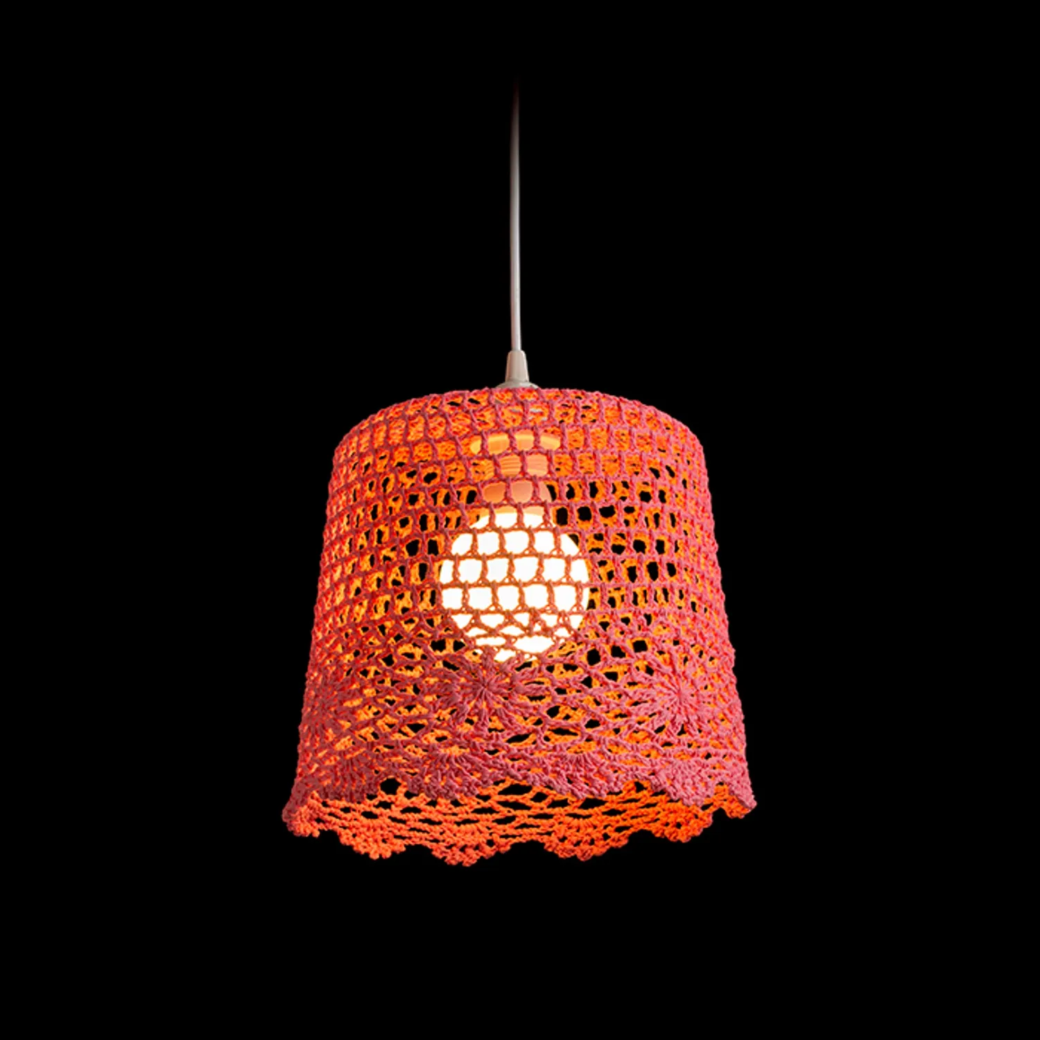 Rendl Light Studio Daisy abajur pendul crosetat fuchsia